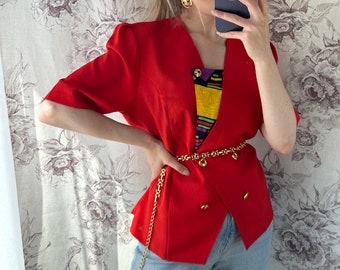 veste légère rouge vintage à manches courtes, élégant blazer des années 70 avec détail multicolore et boutons dorés