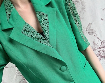 Giacca vintage in lino con dettagli in pizzo trasparente, elegante giacca verde estiva con maniche corte