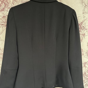 Vintage negro petite blazer ajustado, elegante chaqueta de mujer con bolsillos imagen 10