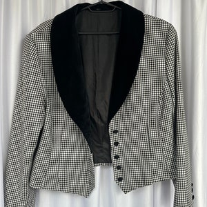 blazer noir et blanc vintage, veste courte pied de poule avec détails en velours image 7