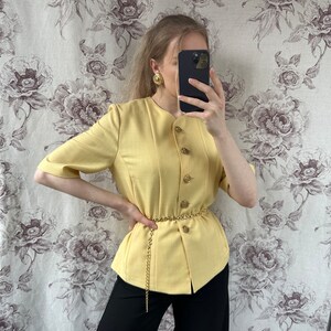 Vintage yellow wool blazer with short sleeves, elegant and classy womens jacket image 4