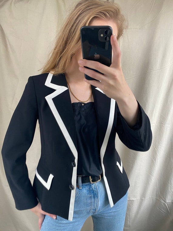 Vintage black and white blazer, Elegant women’s ja