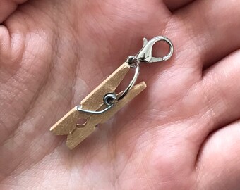 Clothespin Stitch Marker Progress Keeper with Clasp