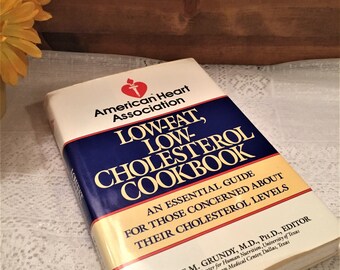 American Heart Association Low Cholesterol Cookbook c1989