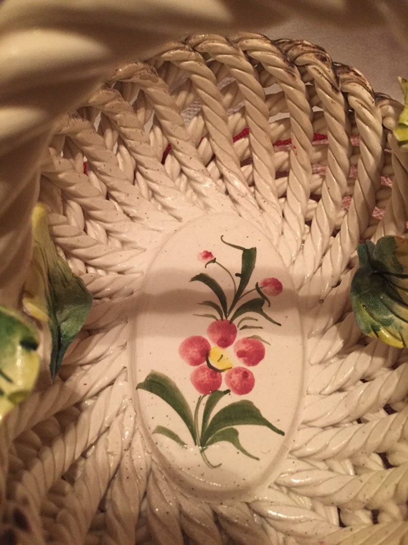 Napoleon Italy Capo di Monte / Porcelain Flowers & Braided Basket / Home decor image 9
