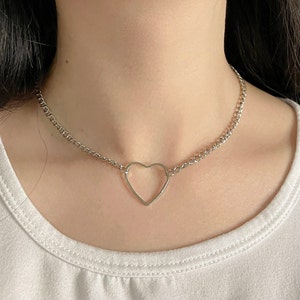 Choker Necklace with Heart Choker Necklace Black Choker Gift for Girlfriend Choker Necklace for Rave Club Fashion Silver Heart Choker