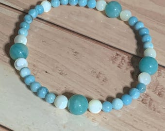 Larimar, Amazonite & Mother of Pearl Bracelet