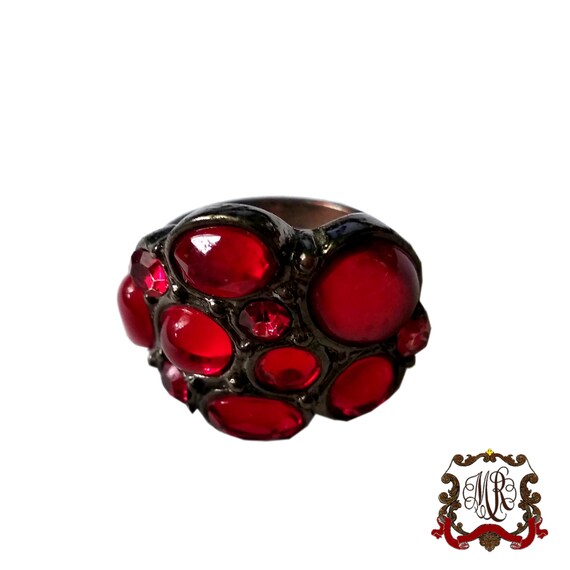 Vintage Ring im Retrostyle mit 6 roten Lucite, 3 … - image 2