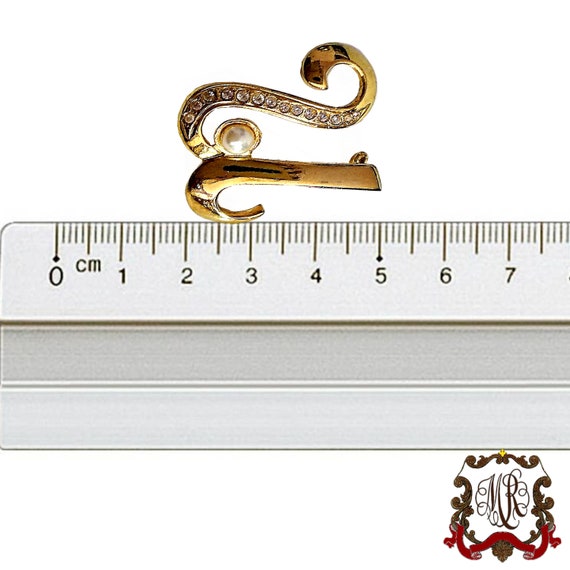 Monogram brooch in the shape of a "U" or "N" lett… - image 6