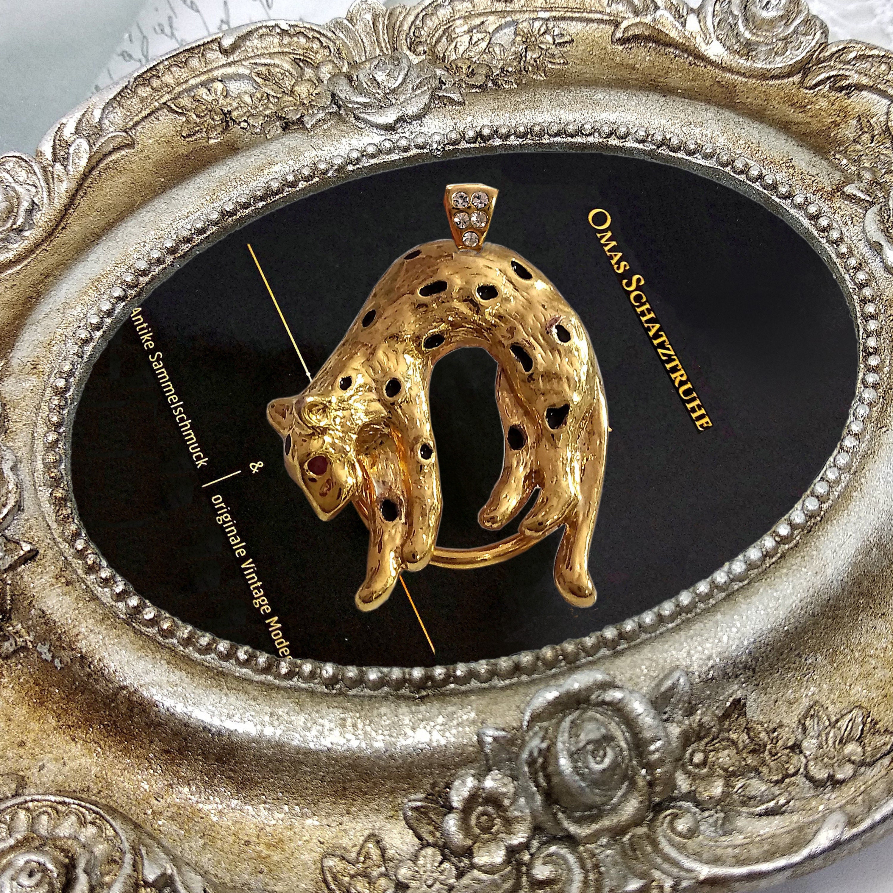 Vintage Tiger/leopard/cheetah Pendant & Scarf Clip With