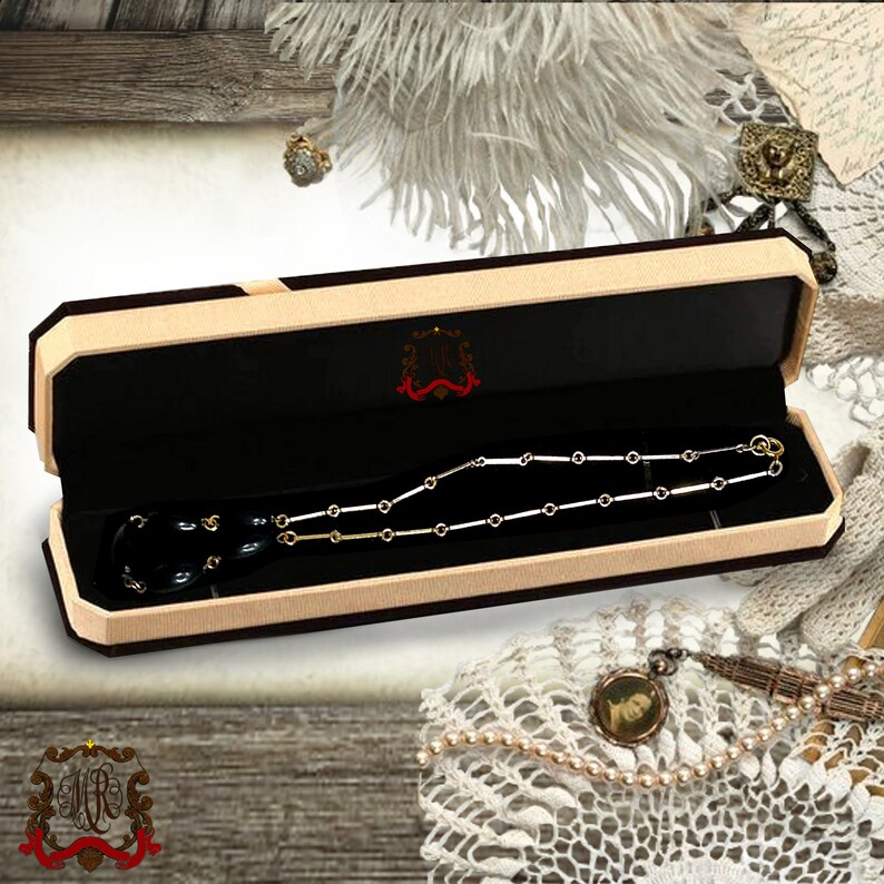 Vintage delicate necklace with black glass beads /& gold plated 8 kt chain pins Old unique pearl necklace in original condition30s