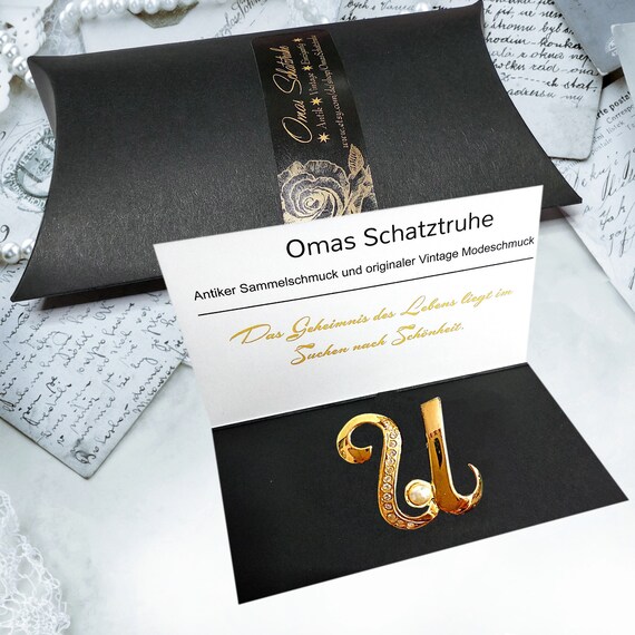 Monogram brooch in the shape of a "U" or "N" lett… - image 9