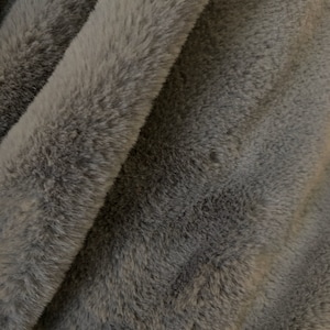 Czarina GREY Ultra Soft Minky Rabbit Short Pile Faux Fur Fabric for Fursuit, Cosplay Costume, Photo Prop, Trim, Throw Pillow, Crafts