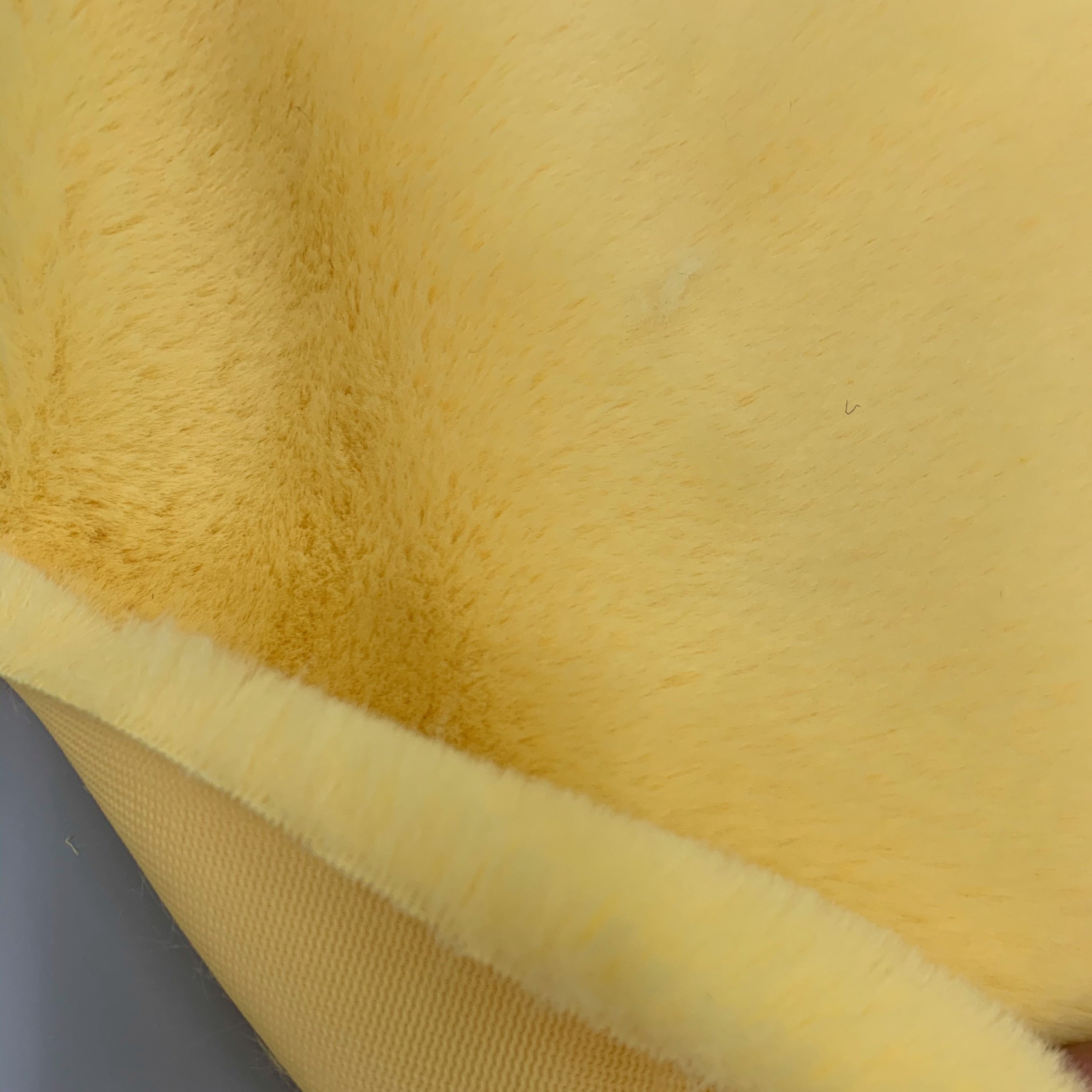 Czarina PALE YELLOW Ultra Soft Minky Rabbit Short Pile Faux Fur Fabric for Fursuit, Cosplay Costume, Photo Prop, Trim, Throw Pillow, Crafts