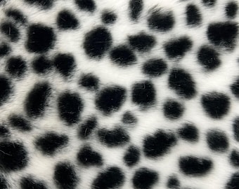 Mischa DALMATIAN-print ultrazacht nertskonijn 0,5" stapel namaakbontstof voor bontpak, cosplaykostuum, fotorekwisiet, kussen gooien, enz
