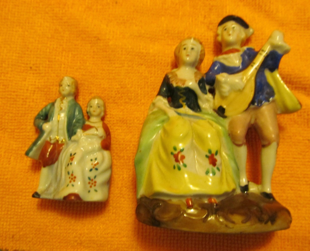 Pair Vintage Figurines Made in Occupied Japan 1 Large Troubadour and