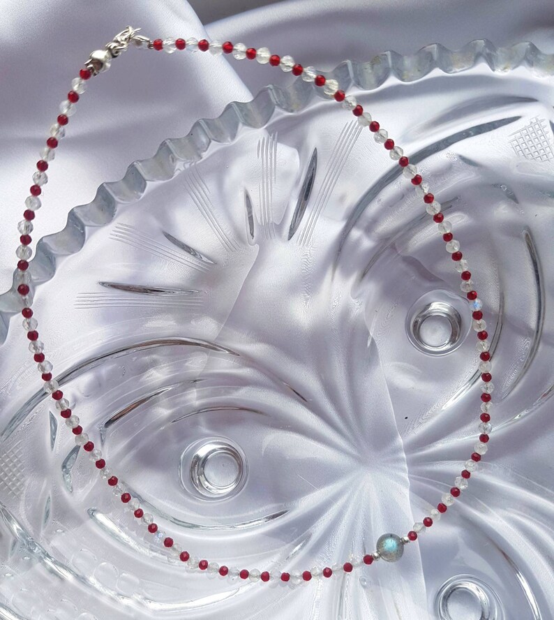 Delicate Beaded Stones Christmas Woman Gift Moonstone Spinel Labrador Silver Candy Choker Red White New Year Necklace