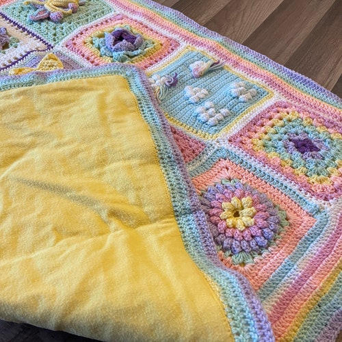 Unicorn shops Dreams Afghan