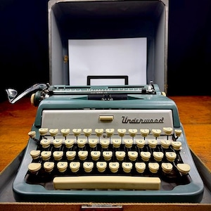 Underwood Typewriter