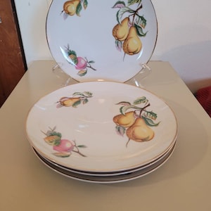 Fruit Garden By The Stafford Co., Gold Trim, Set Of 4, Salad, Dessert Plates, 8.25&quot;