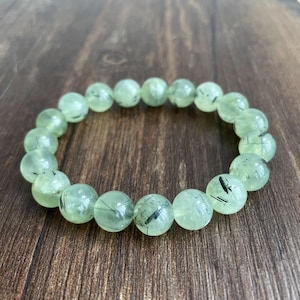 10mm Prehnite Bracelet Communication Bracelet  ，Prehnite Mala Chakra Balancing Stretch Bracelet , meditation bracelet,  girlfriend Gift