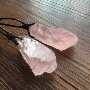 Pink Rose Quartz Pendant - Rose Quartz Crystal Necklace - Raw Quartz Necklace - Pink Crystal Necklace - Wife Gift For Her - Healing Stone