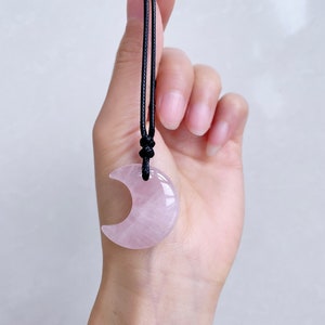 Pink Rose Quartz moon Pendant- Rose Quartz Pentagram Crystal Necklace-Quartz Necklace - Pink Crystal Necklace - Gift For Her - Healing Stone
