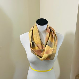 Japanese Silk Fan Infinity Scarf - Handmade from Vintage Kimono - Unique, Sustainable Fashion - Upcycled Japanese Silk Scarf