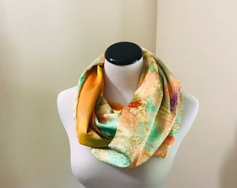 Silk flower Infinity scarf, Japanese scarf, upcycle kimono, Vintage Kimono