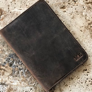Personalized Leather Passport Cover Leather Passport Holder Travel wallet Monogrammed Mens passport wallet Personalized Travel gift for her image 10