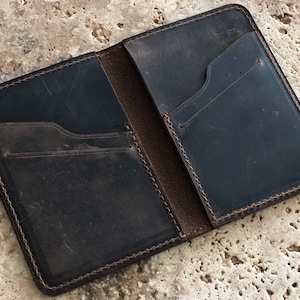 Cartera de cuero personalizada para hombre. Cartera delgada con bolsillo frontal. Cartera para hombre para Navidad