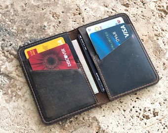 Mens Slim Front Pocket Wallet. PERSONALIZED Card Wallet. Slim Credit Card holder. Mens Bifold card wallet. Monogrammed Groomsmen Gift.
