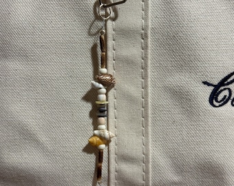 Seashell Bag Charm: Coastal Keychain for Beach Tote