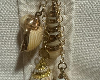 Seashell Keychain: Coastal Bag Charm with Gold Tone Hardware