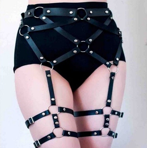 thigh harness garter