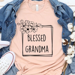 Oma mit Blumen, Oma Shirt, gesegnete Oma, Oma mit Blumen, Oma mit Blumen, Oma Shirt, Oma mit Blumen, Png Dxf Eps Datei, digitaler Download