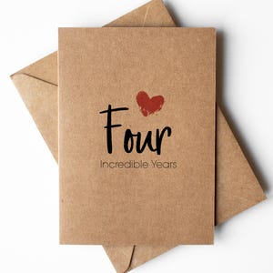 Carte 4e anniversaire pour lui imprimée sur carte Kraft | 4 années incroyables