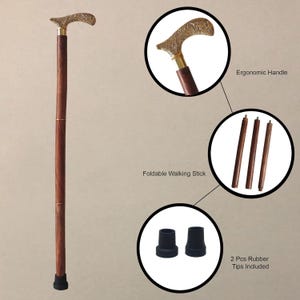 Pu&ograve; includere: Un bastone da passeggio in legno marrone con un manico dorato decorato. Il bastone &egrave; pieghevole e include due punte in gomma nera. Il manico &egrave; descritto come ergonomico.