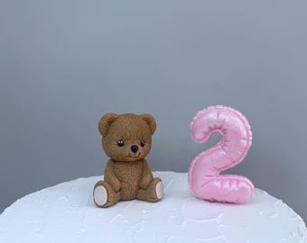Adorno para tarta de osito de peluche personalizado. Adorno comestible. Decoración para bautizos, baby showers y fondant.