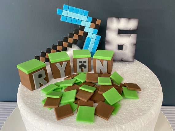 Minecraft Fondant Cake Topper Set With Diamond Pickaxe Etsy Minecraft Fondant Cake Topper Set With Diamond Pickaxe Etsy