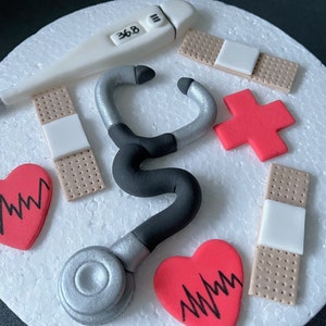 Medical edible cake toppers / Doctor cake decoration / Nurse cake topper / Medical cake decor / Pharmacist cake / Fondant stethoscope