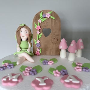 Set di decorazioni per torte personalizzate con motivo &quot;giardino delle fate&quot;, decorazioni per torte di compleanno per bambine, porta delle fate in pasta di zucchero, funghi e fiori