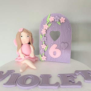 Set di decorazioni per torte a forma di porta delle fate, decorazioni per torte di compleanno per bambine, porta viola in pasta di zucchero, funghi e fiori, decorazioni per torte in pasta di zucchero