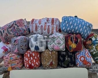 Travel Bag with Pockets, Jumbo Wash Bag Assorted Block Printed Large Toiletry Bag, Waterproof Wash Bag, Makeup Bag, Cosmetic Bag,