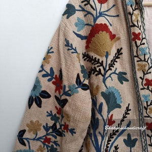 Cappotto da giacca ricamato a mano in cotone Suzani, le donne indossano giacche invernali, regalo da damigella d'onore, giacca invernale, vestaglia kimono, giacche da damigella d'onore immagine 6