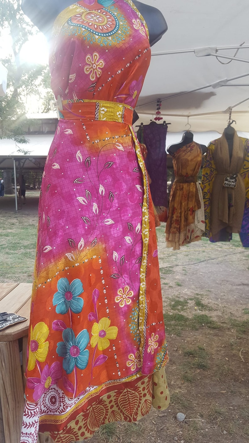 LOT de 30 Jupes en soie, sari vintage,wrap skirt, jupe porte feuille, hippie chic reversible, jupe porte feuille, goddess. image 5