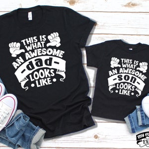 Matching Father And Son Shirts, This Is What An Amazing Dad Looks Like, Funny Daddy And Me Outfit, Gift For Dad And Son, Father&#39;s Day Gift