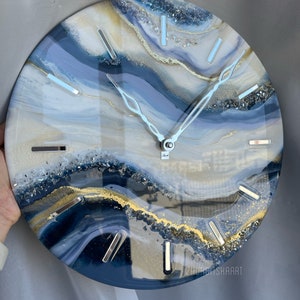 Cadeau de pendaison de crémaillère Horloge d'art en résine décoration d'intérieur Art mural moderne Horloge faite main pour mur