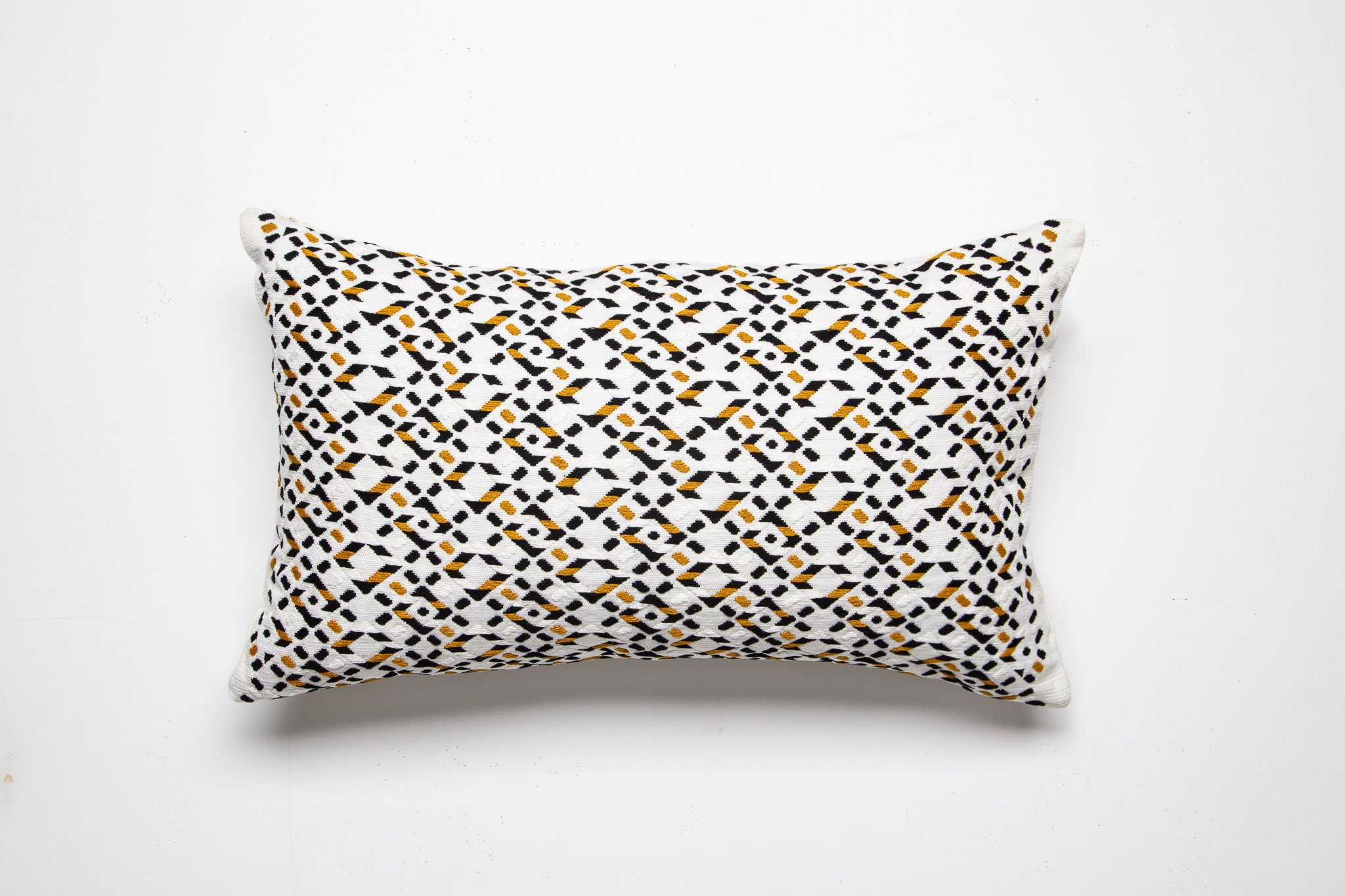 Coussin Nahuala, Ocre