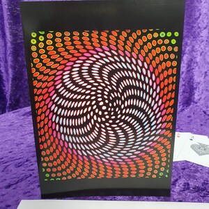 Biglietto d’auguri artistico, vivace e vuoto, “Psyclone”
